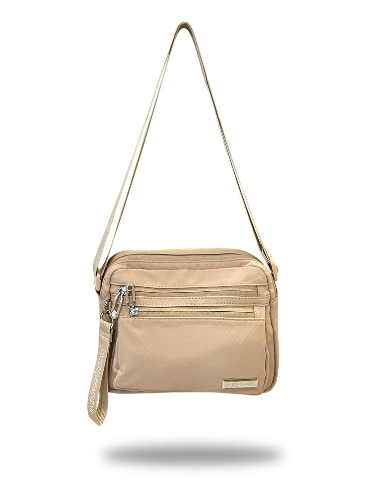 BOLSO CUADRADO MUJER JAVIER LARRAINZAR CAMEL | TRAVEL FANTASY | 1 UNIDAD | 1806240000065 Imagen principal del producto