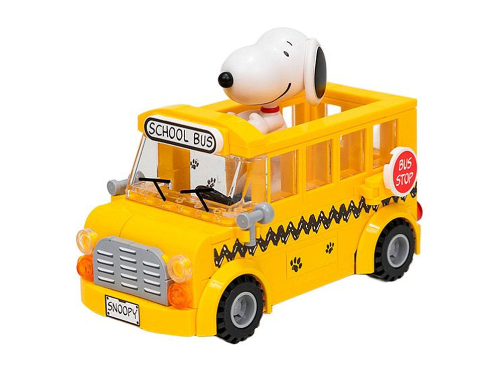 Maqueta de Construcción Snoopy School Bus Marca PANTASY