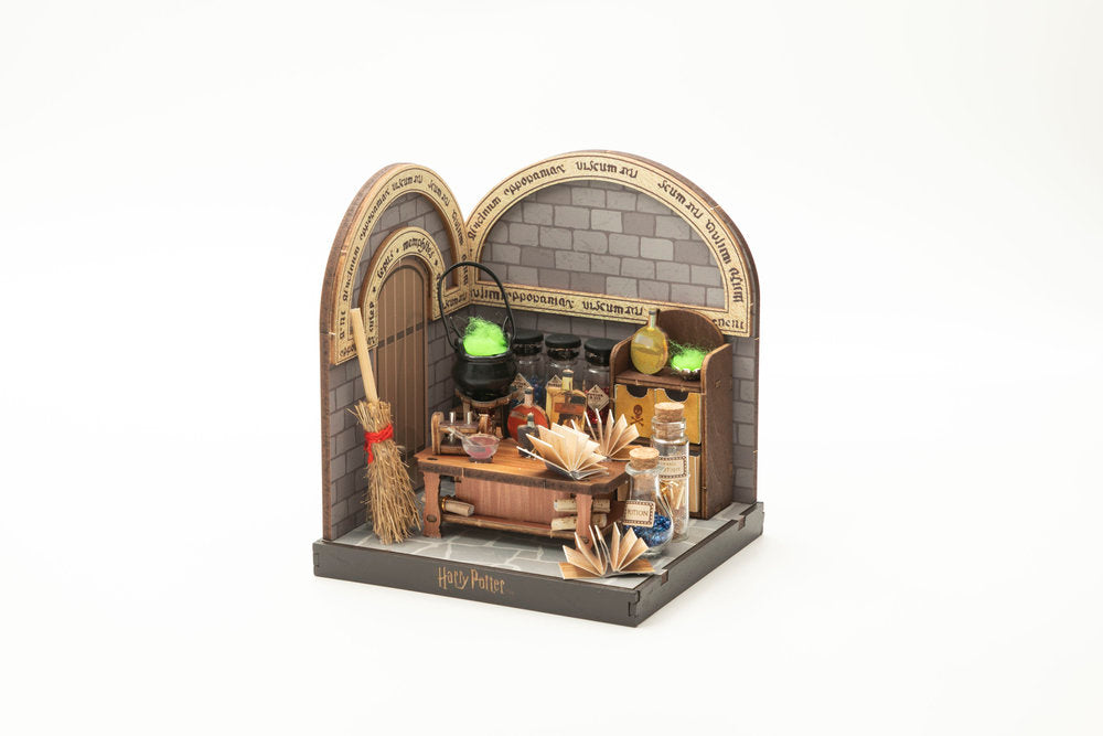 Maqueta Harry Potter Clases de Pociones Hogwarts PUREMIND Imagen principal del producto
