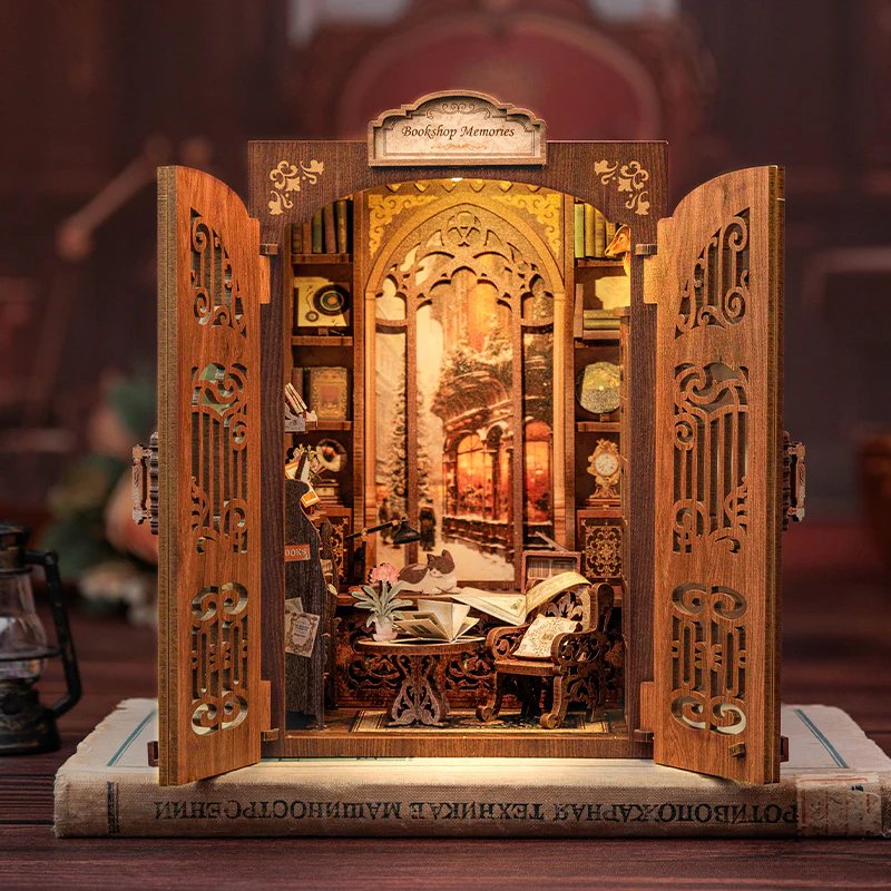 Maqueta con Luz Recuerdos de la Libreria CUTEBEE