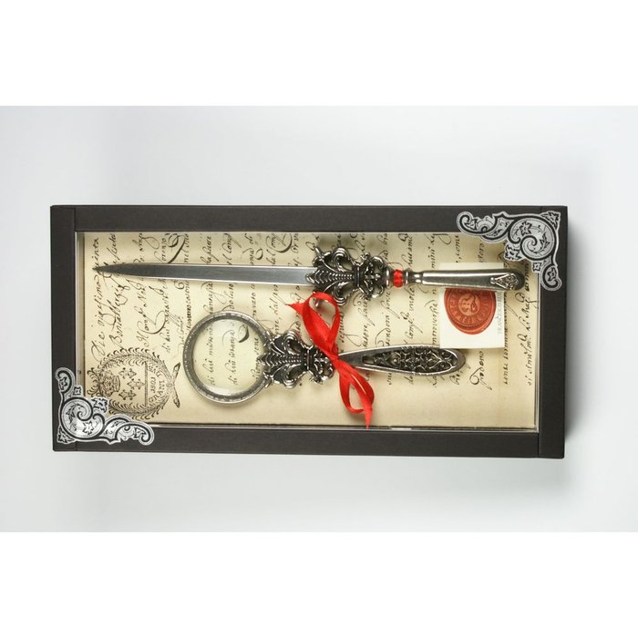 Set Lupa y Abrecartas Plata Flor de Lys Rubinato