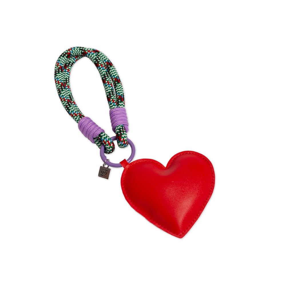 BAG CHARM CORAZON | UO | 1 UNIDAD | 8435449345153 Imagen principal del producto