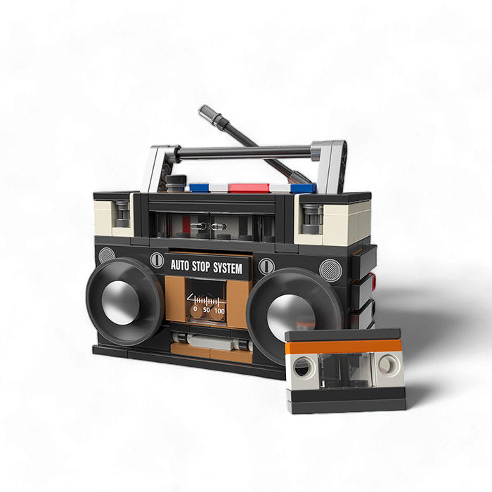 MAQUETA BLOQUES CONSTRUCCION RADIO CASSETTE | ROLIFE MADNESSTOYS MAQUETAS | 1 UNIDAD | 8435691400235 Imagen principal del producto