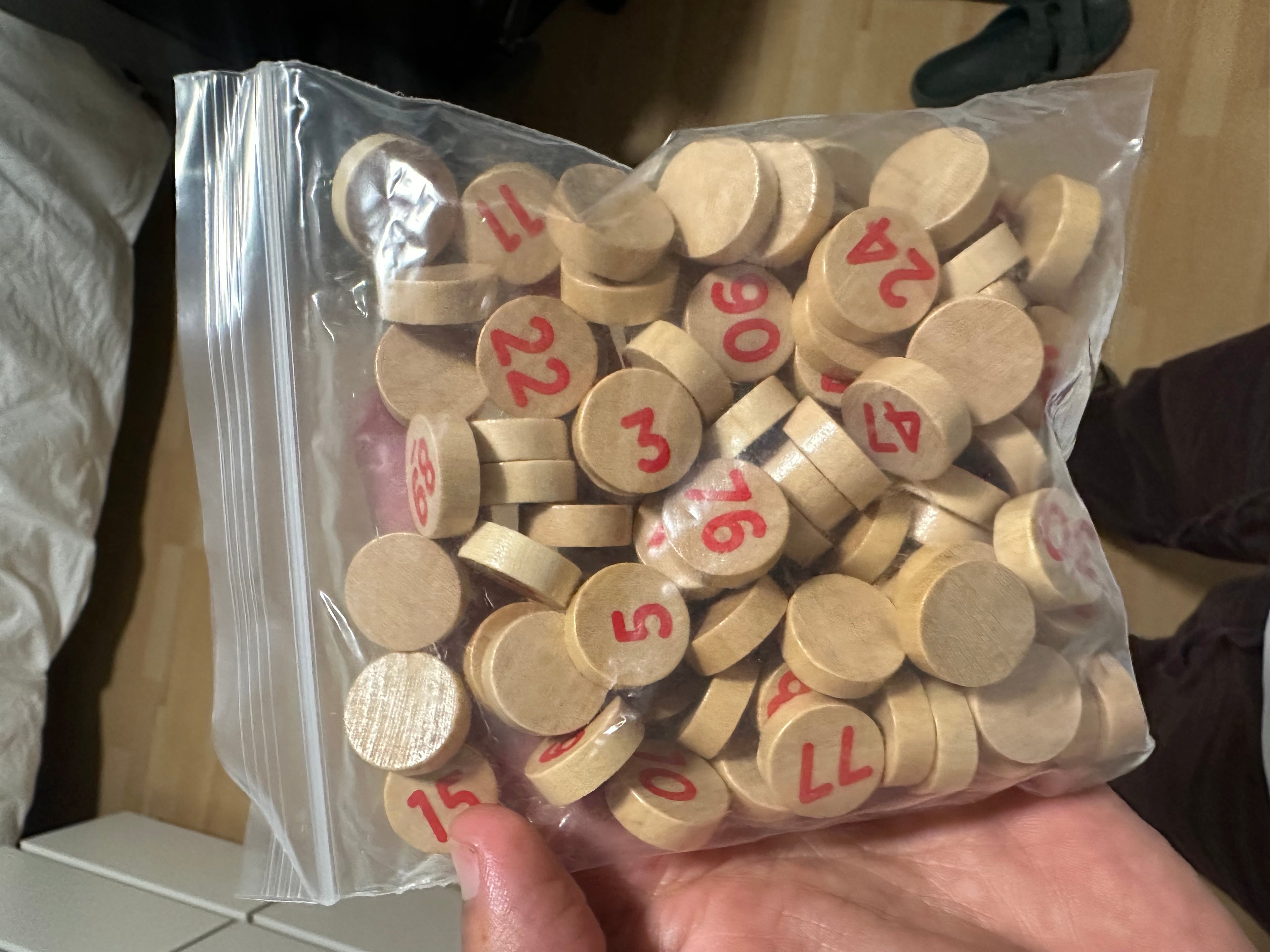 FICHAS DE LOTERIA DE MADERA MARCADAS A UNA CARA | JUGUETES CAYRO S,L | 1 UNIDAD | 8422878201280