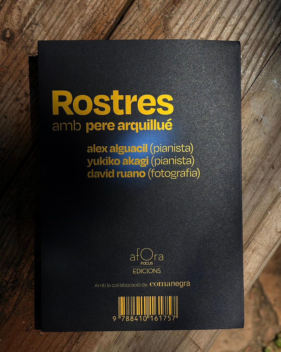 Rostres: amb Pere Arquillué (Editorial Comanegra S.L.) 9788410161757 Imagen principal del producto