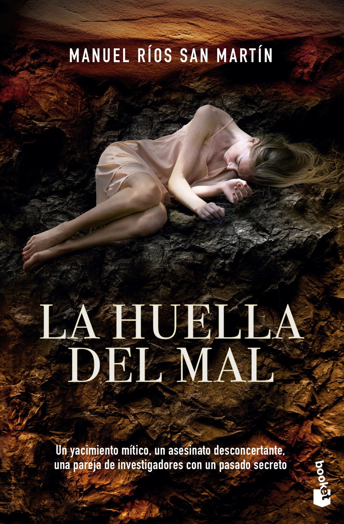 La huella del mal. Manuel Ríos San Martín (Booket) 9788408230540